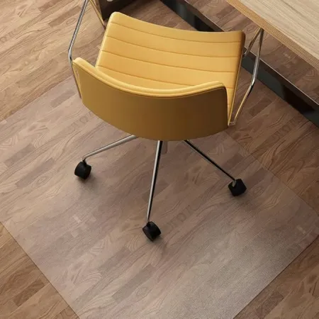 Przezroczysta mata pod krzesło 75 x 122 cm