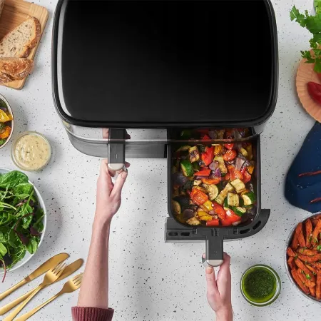 Niekompletna Frytkownica beztłuszczowa Russell Hobbs Satisfry 27681-56