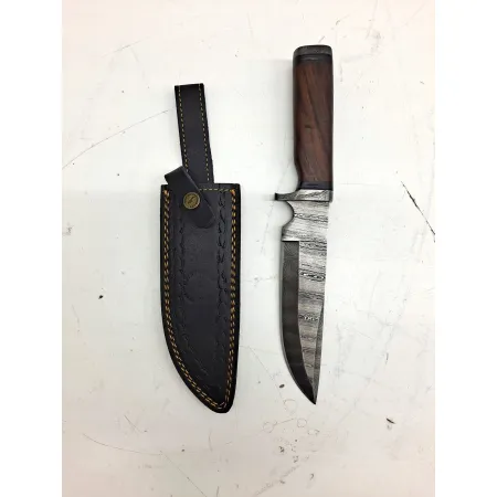 Nóż myśliwski z pochwą PERKIN