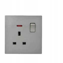 Gniazdo angielskie pojedyncze 13A