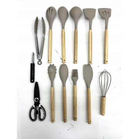 Silikonowe przybory kuchenne z drewnianymi rączkami BASVII OPIS