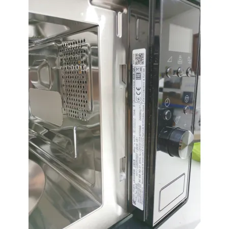 Kuchenka mikrofalowa ELECTROLUX LMS2203EMX 700W 20L PĘKNIĘCIE