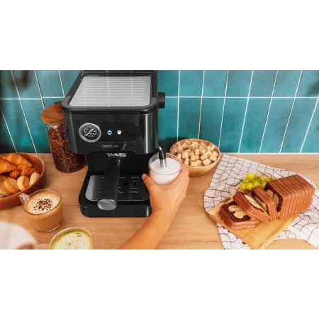 Kolbowy ekspres ciśnieniowy Cecotec Power Espresso 20 Pro Latte 1350 W