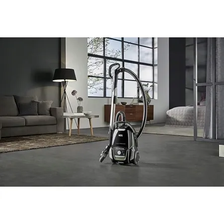 NIEKOMPLETNY odkurzacz workowy AEG VX9-2-OKO Allergy Plus 850W
